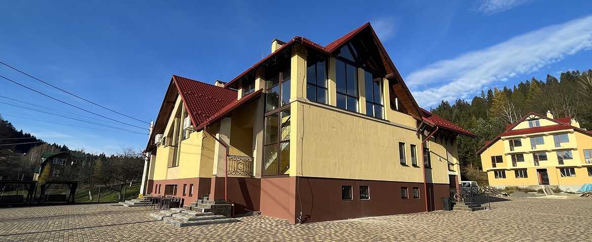 Готель «Столиця» в Східниці
