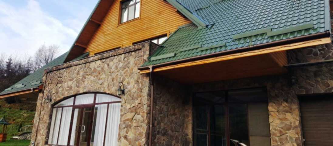 Вілла «Гніздо лелеки» в Східниці