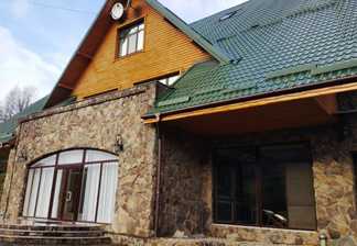 Вілла «Гніздо лелеки»
